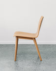 Breda dining chair in natural