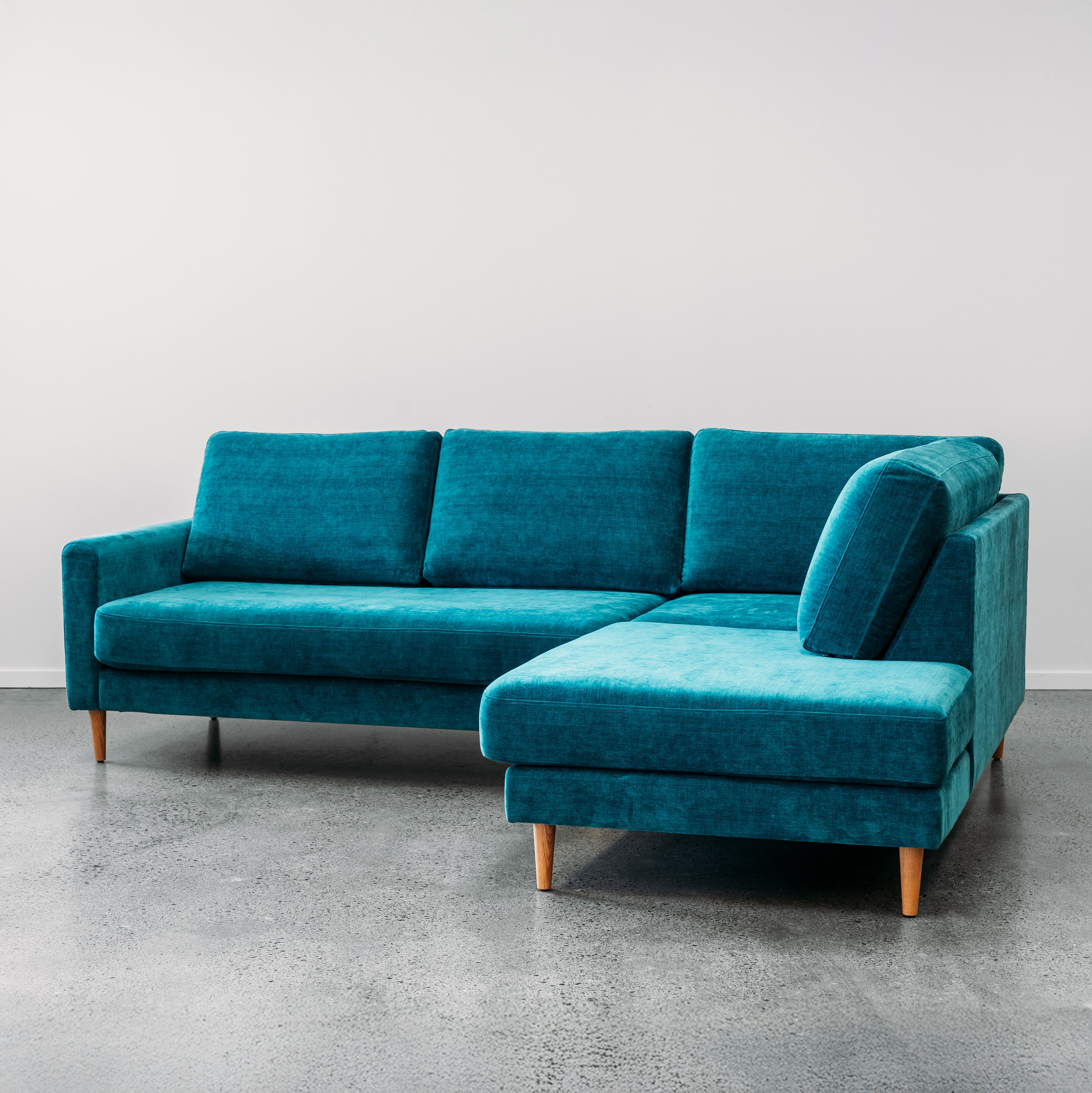 Voyager modular sofa in orleans scuba