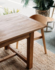 Kairaki dining table