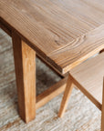 Kairaki dining table