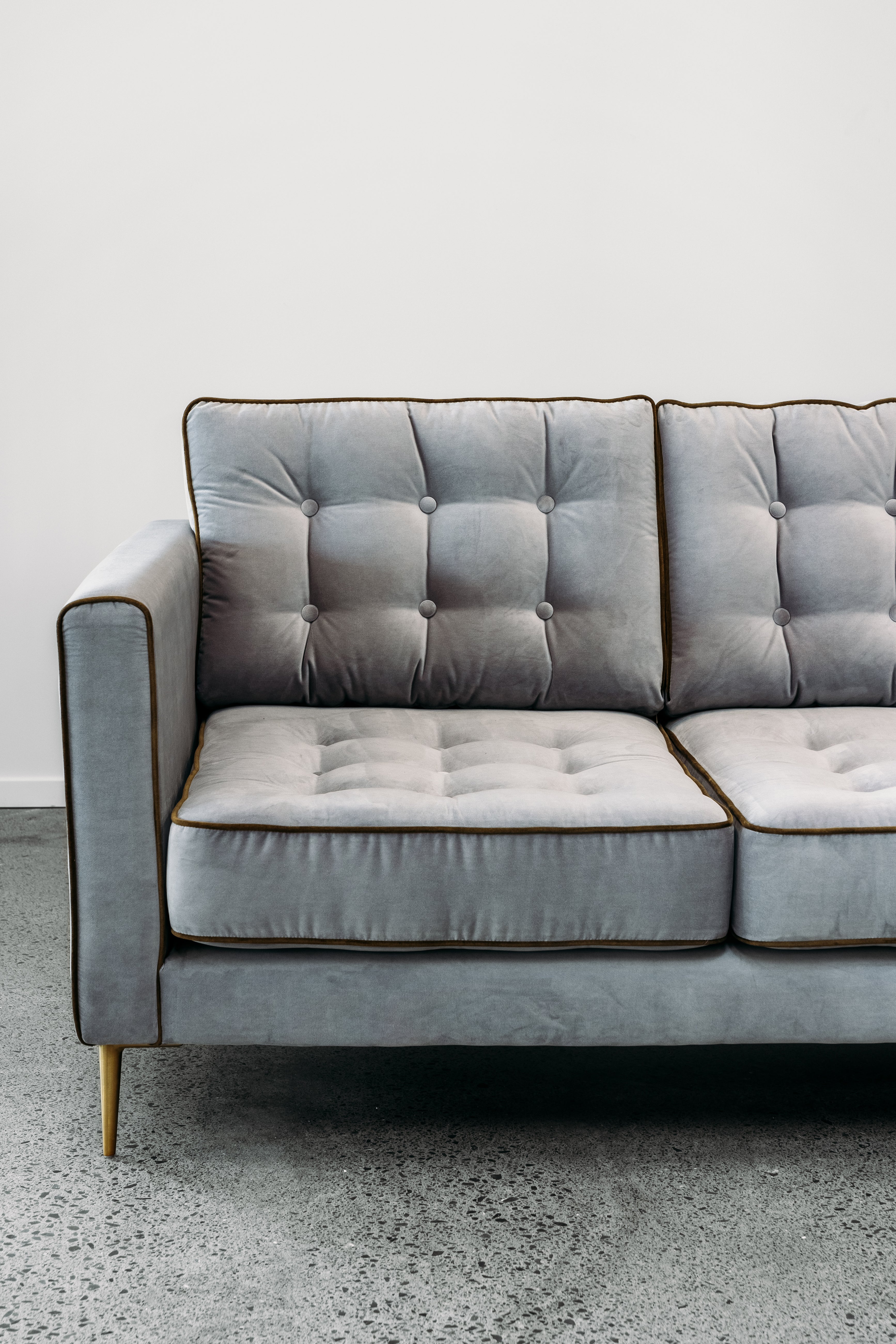Monterey sofa with ottoman in cleo flint