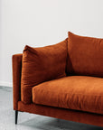 Lindis sofa in archive russet