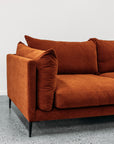 Lindis sofa in archive russet