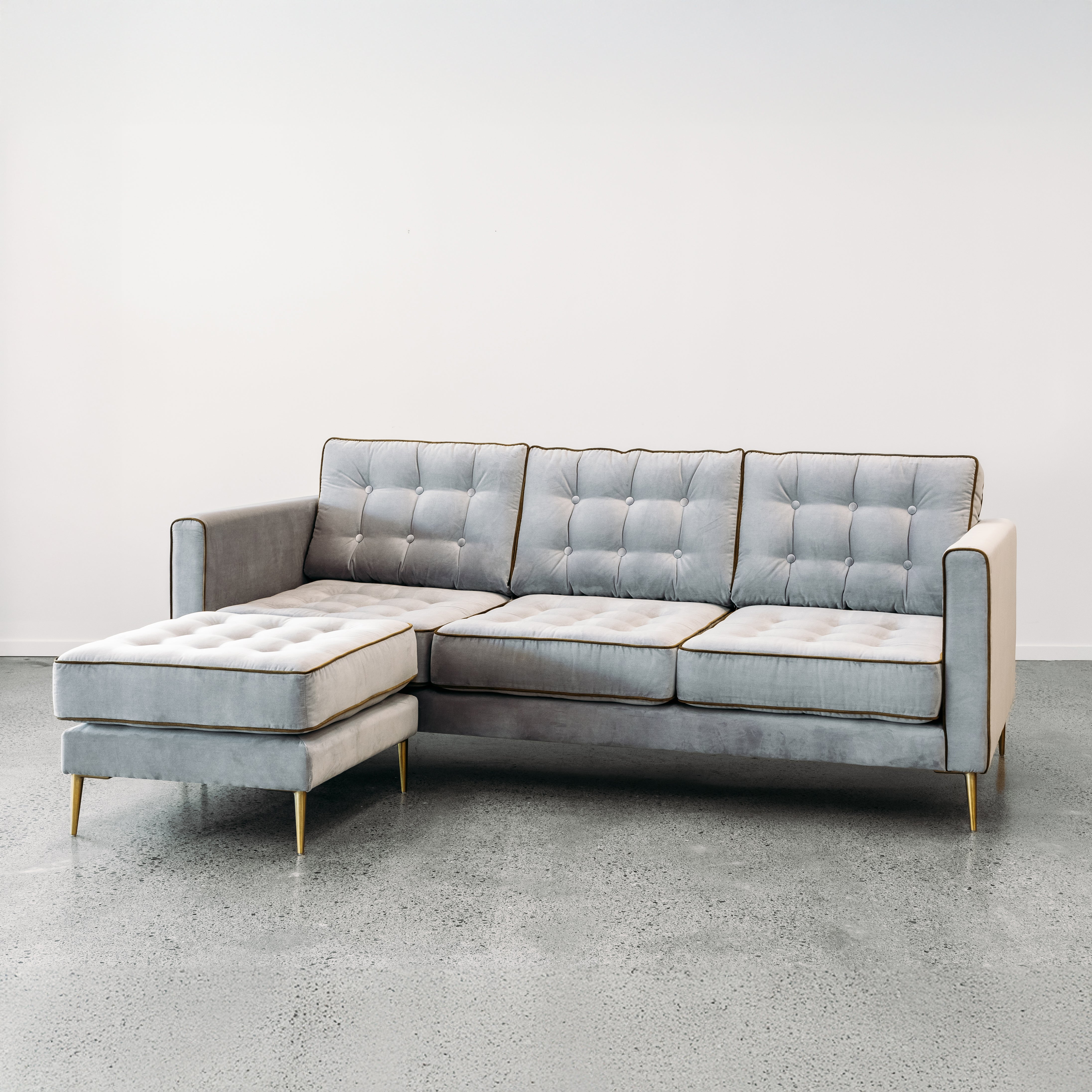 Monterey sofa with ottoman in cleo flint
