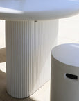 Solona outdoor table