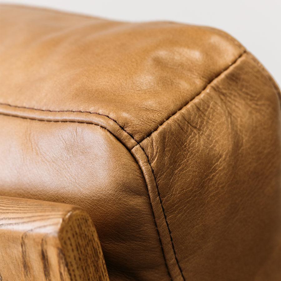 Yukon leather armchair in tan