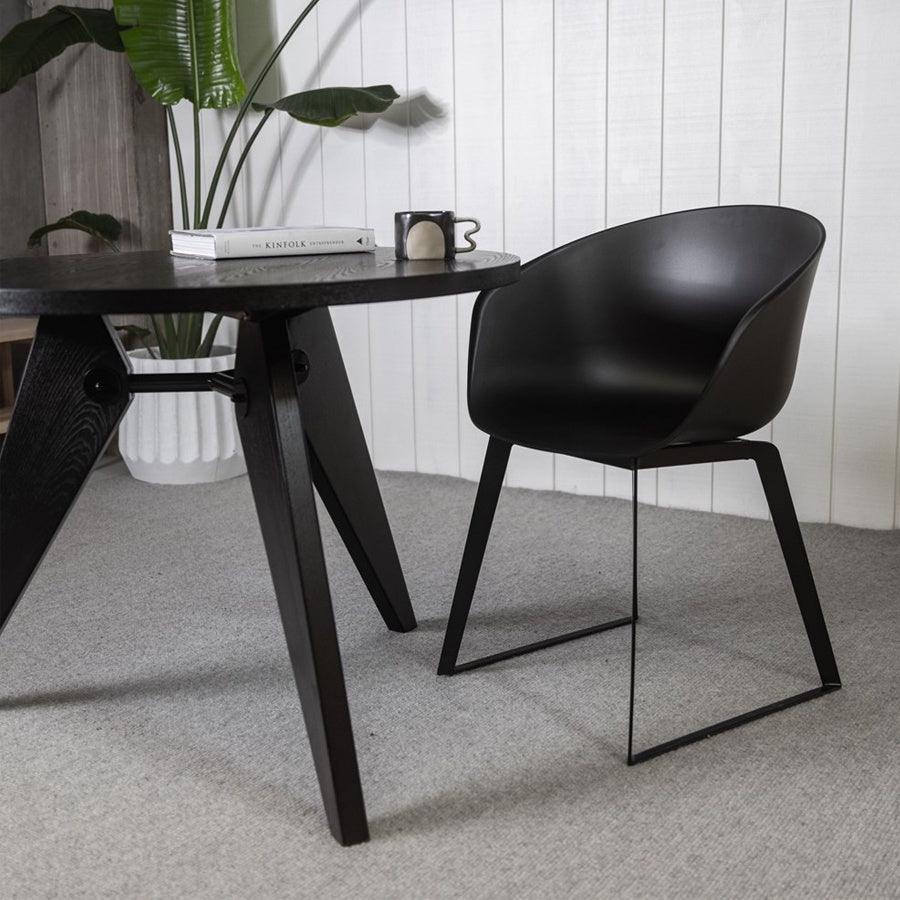 Black bucket dining chairs 2025
