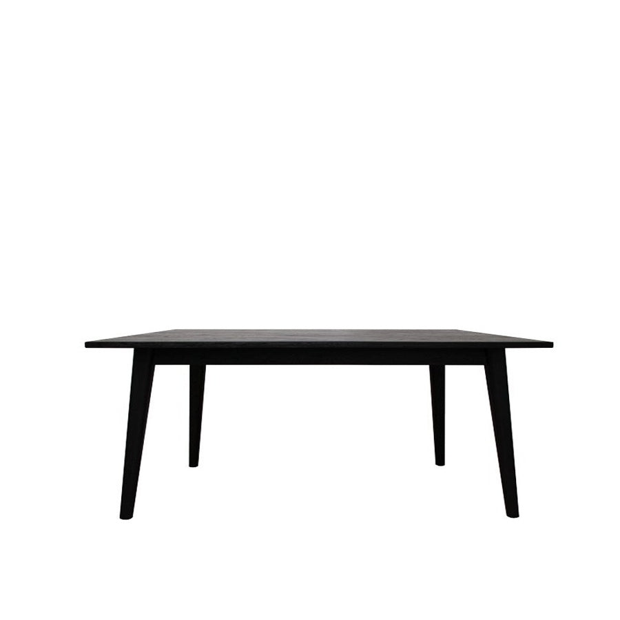 Maraetai dining table in black