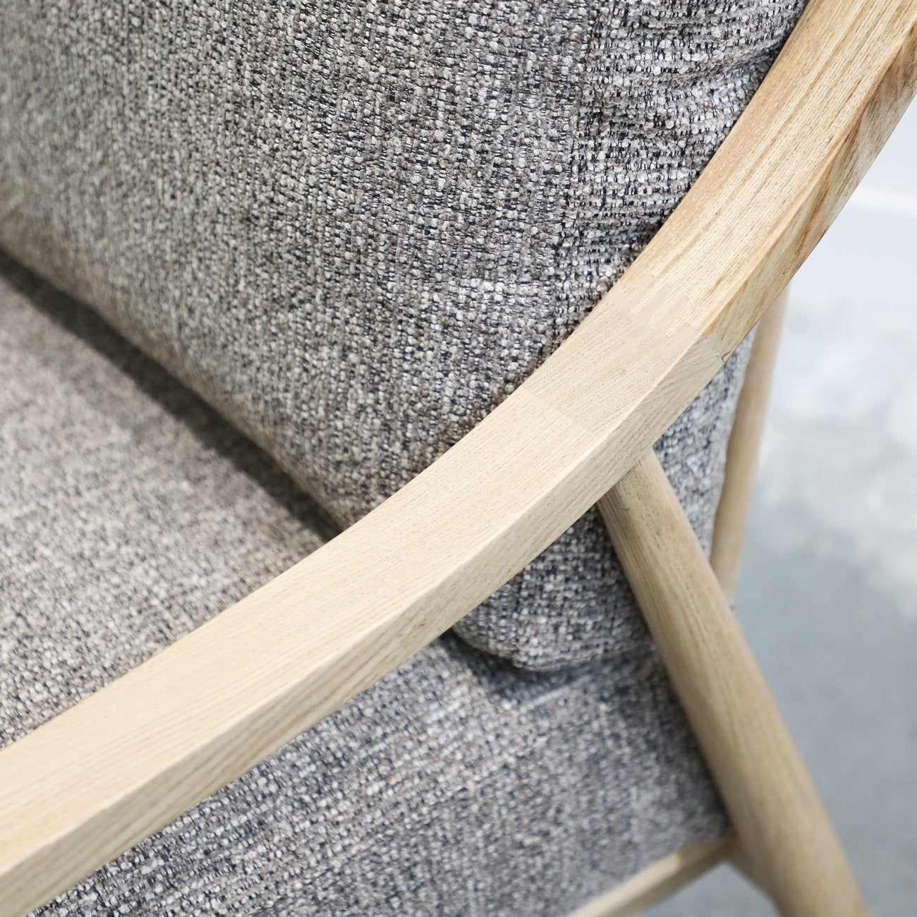 Grace armchair in mink