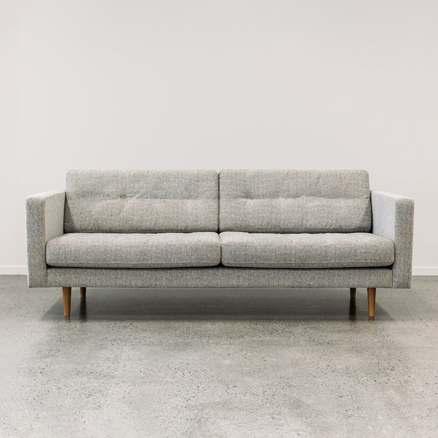 Hamptons 2 seat sofa in light grey