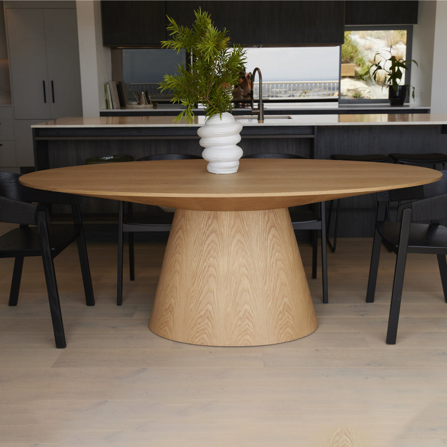 Alice Oval dining table in oak
