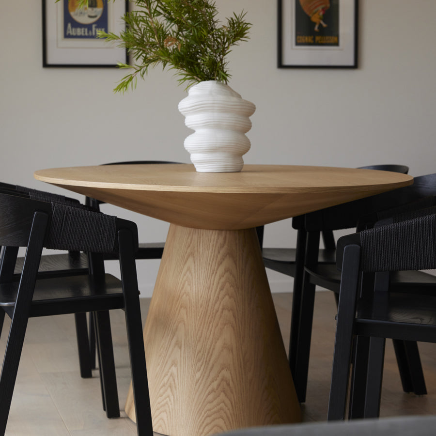 Alice Oval dining table in oak