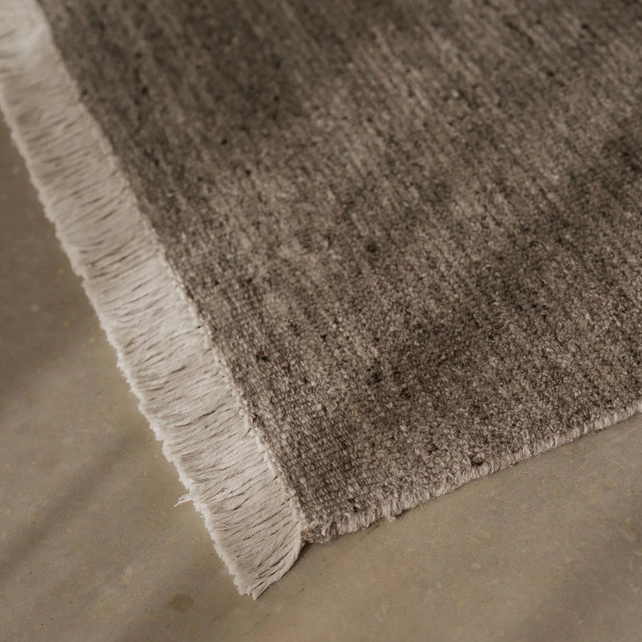 Anton wool rug ash