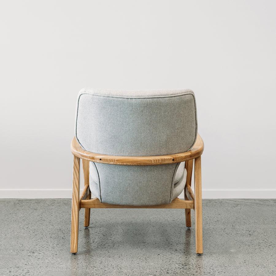 Fable armchair in ash