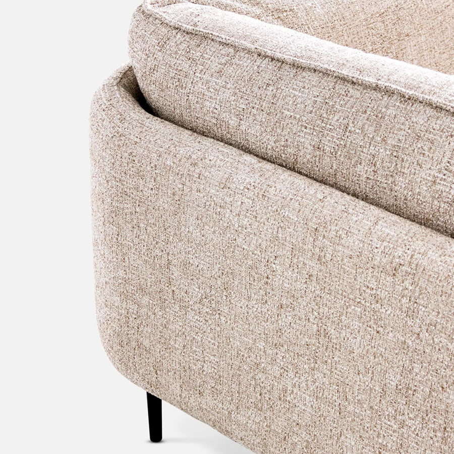 Clara sofa in beige fabric 