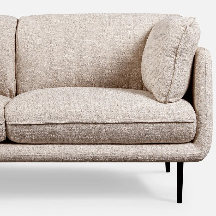 Clara sofa in beige fabric 