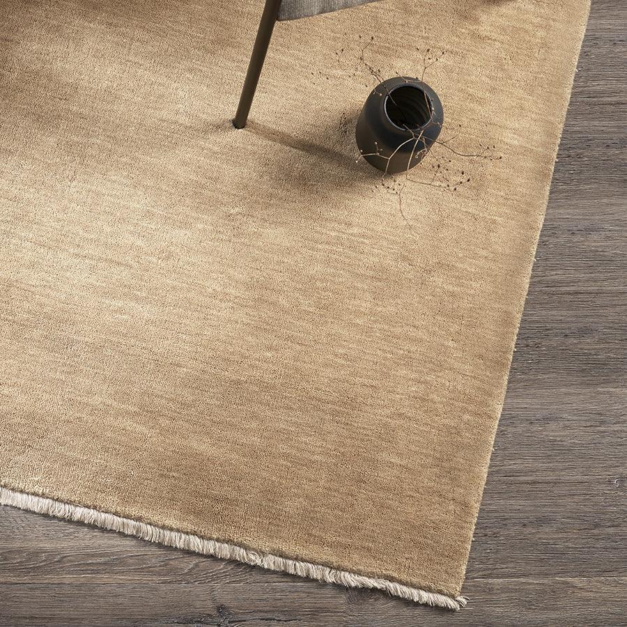 Sandringham wool rug in putty
