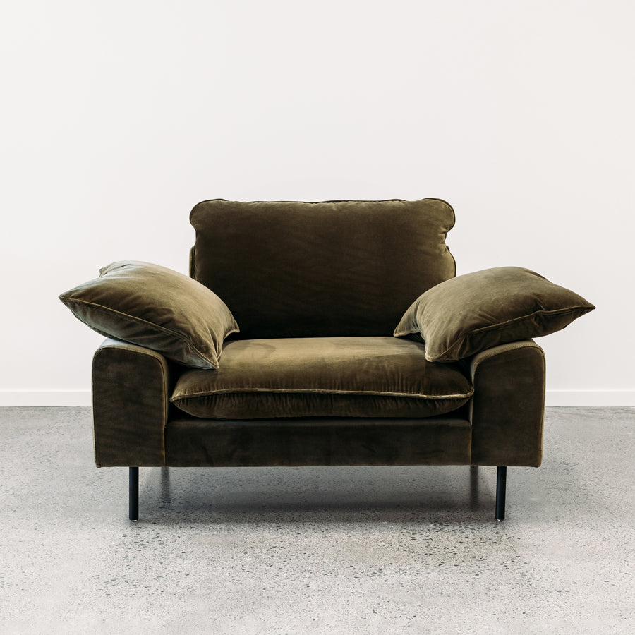 Sicily chair in cypress velvet