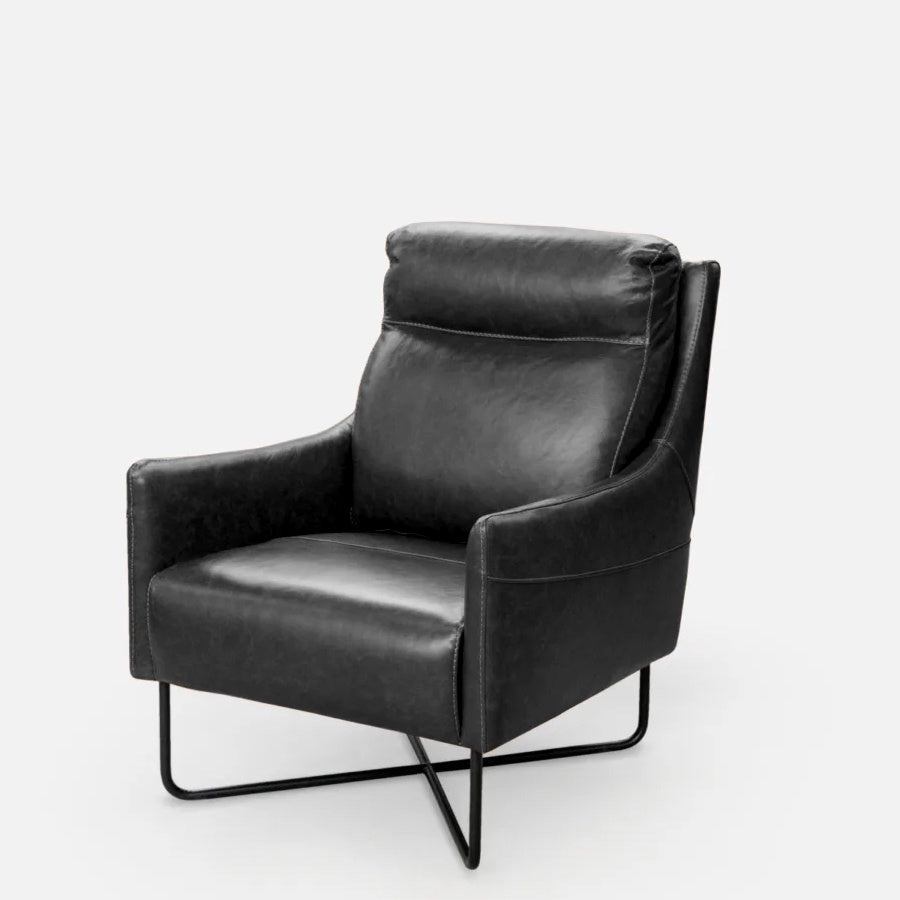 Denver accent chair in black leather 