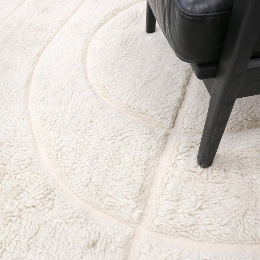 Simpson rug in ivory