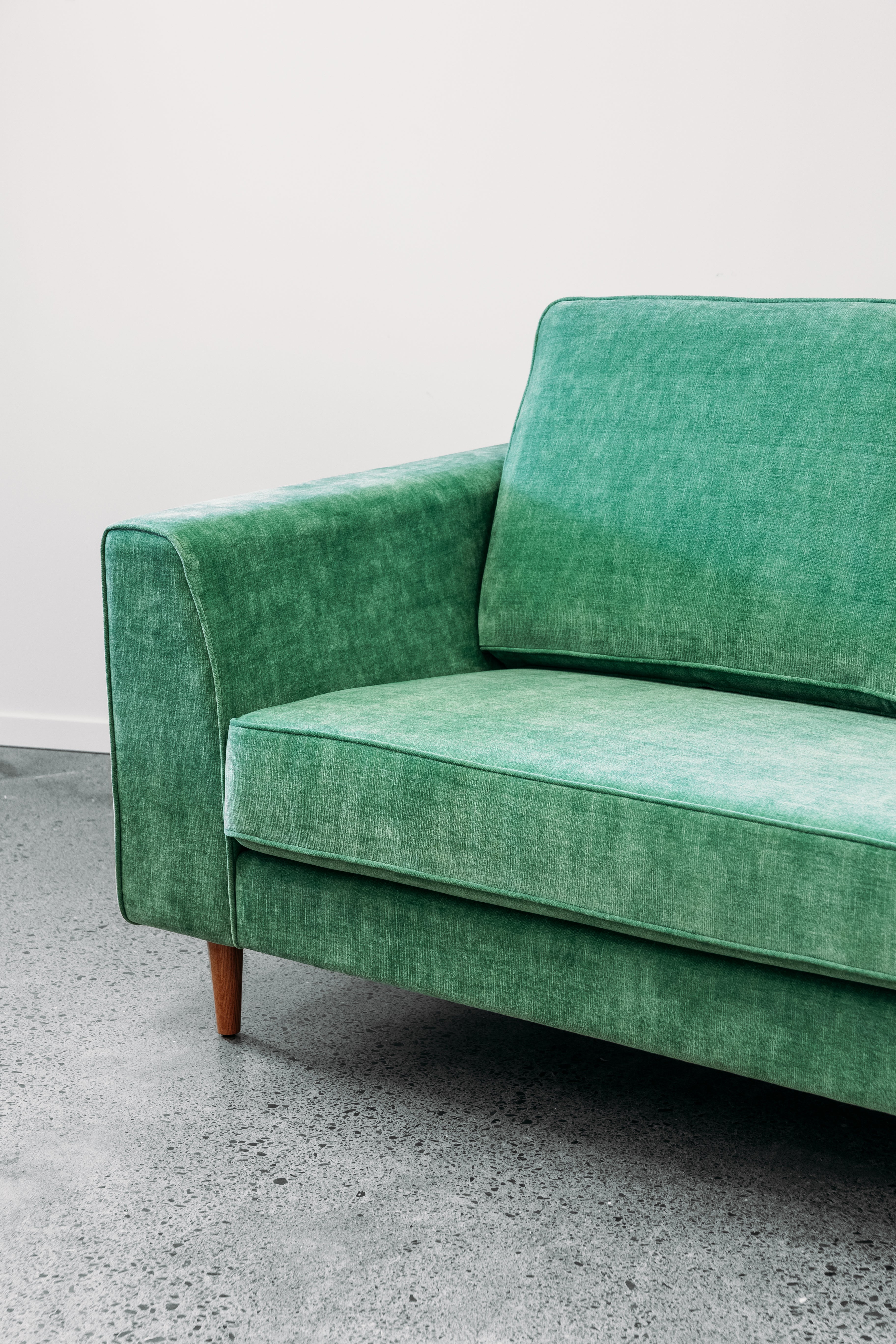 Santa Barbara sofa in orleans clover