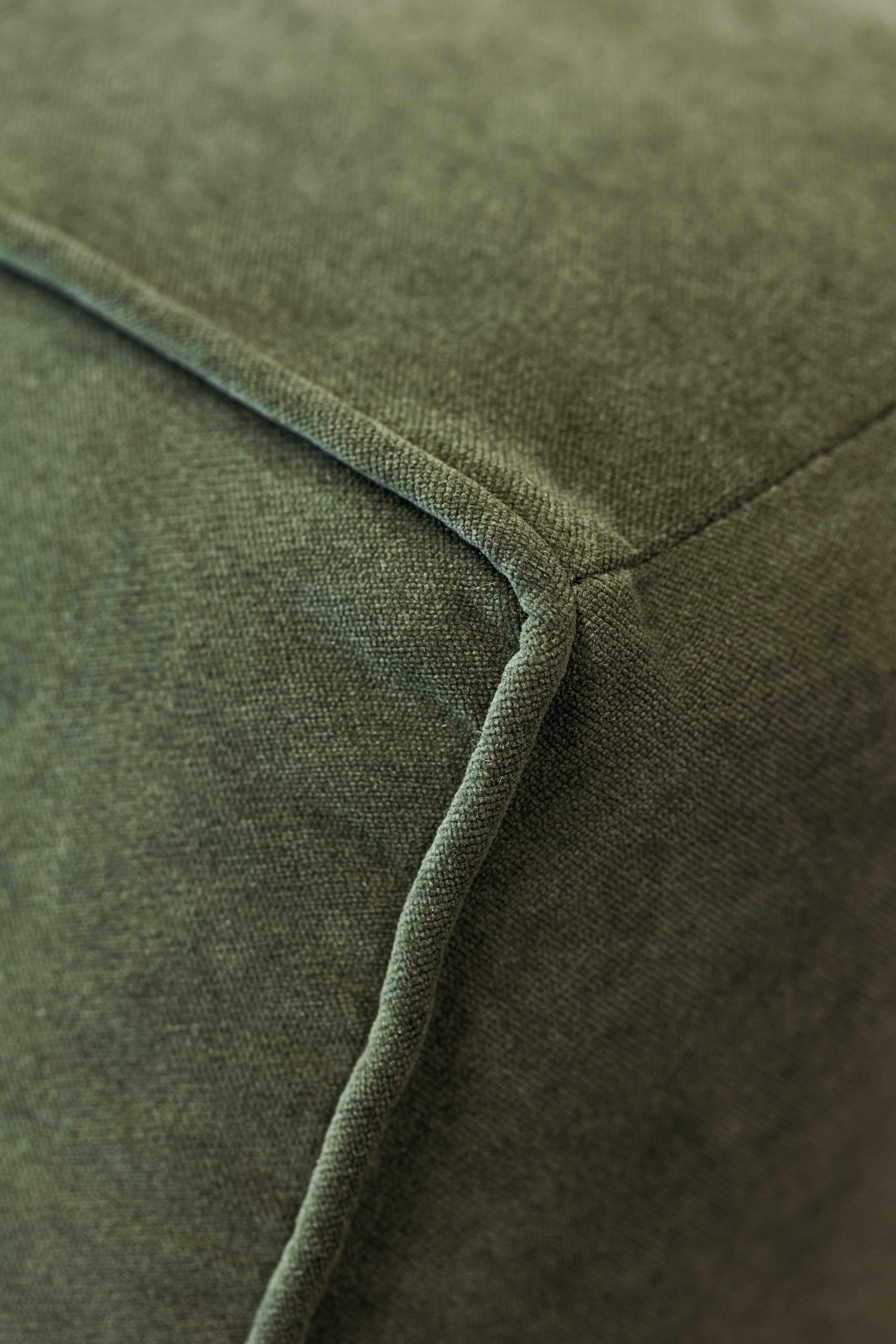 Ventura sofa in archive grove