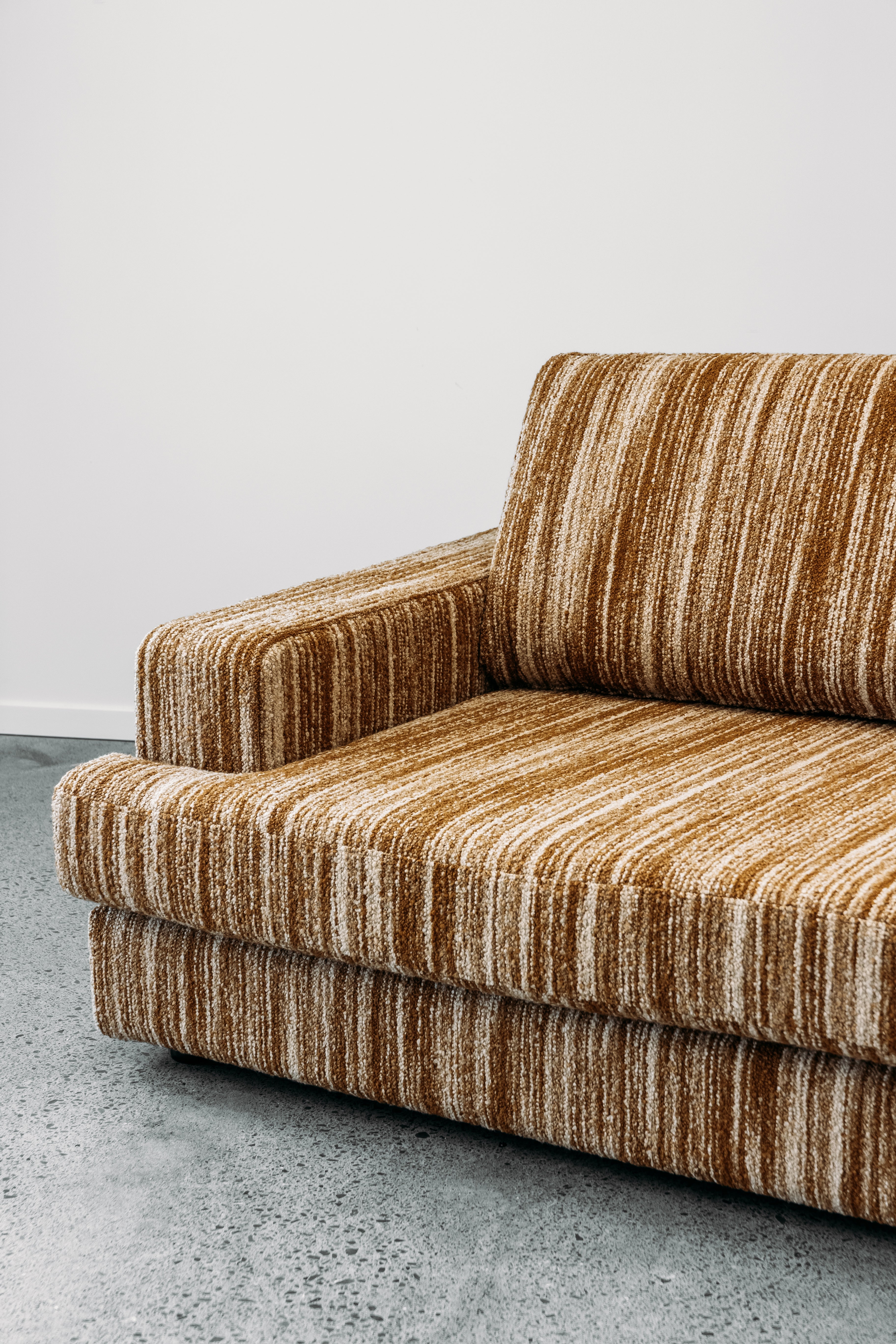 Cloud sofa in risso ochre