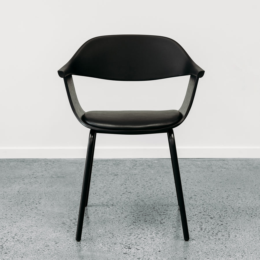 Moss dining chair in black