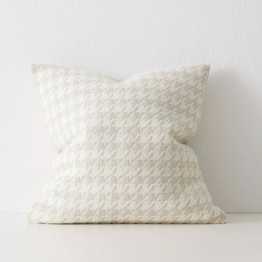 Giovanni cushion | Salt