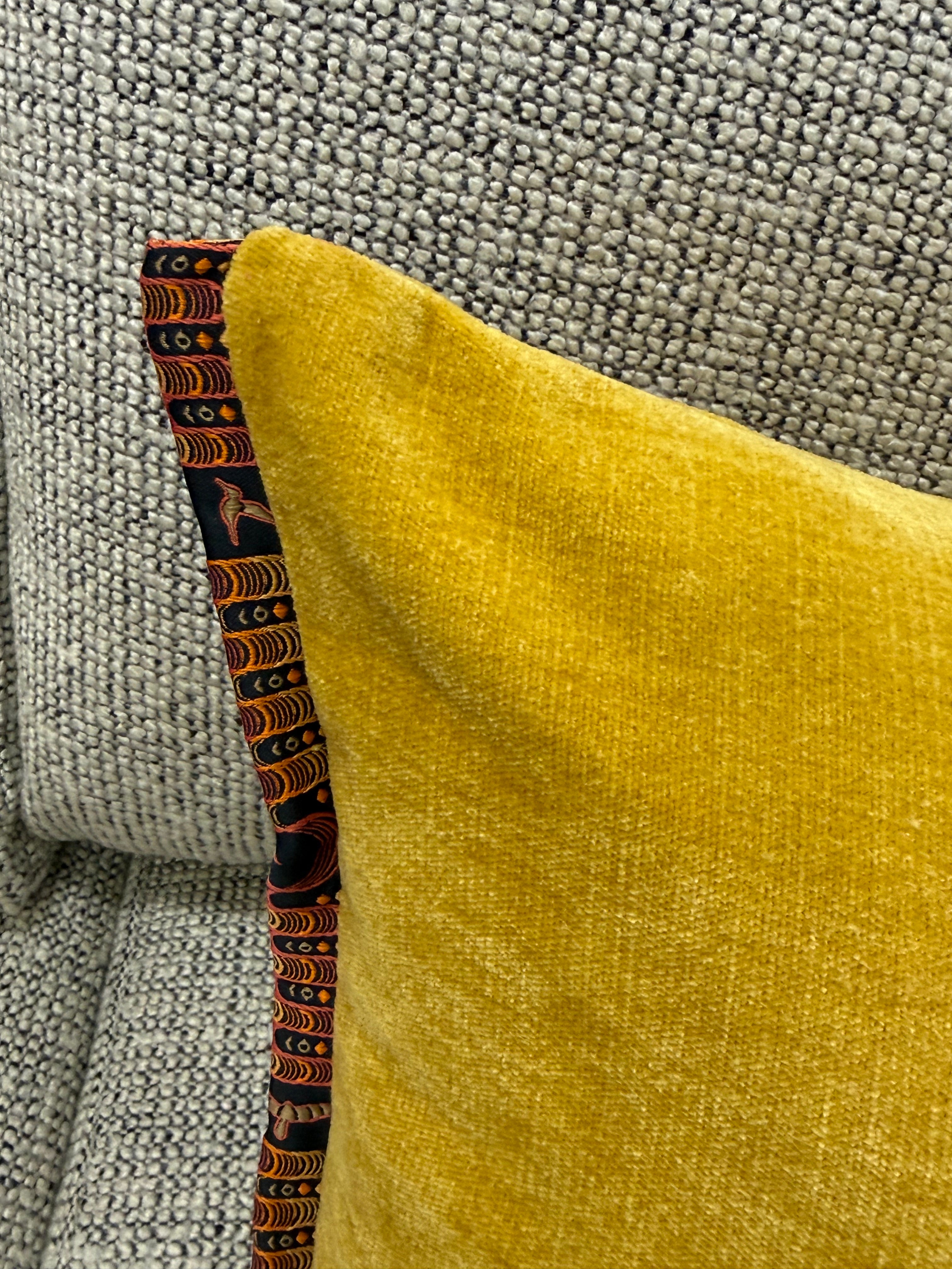 Goldie lumber cushion | patterned trim