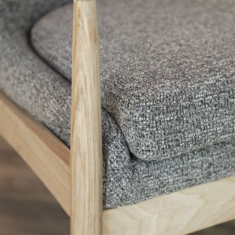 Morely armchair in mink