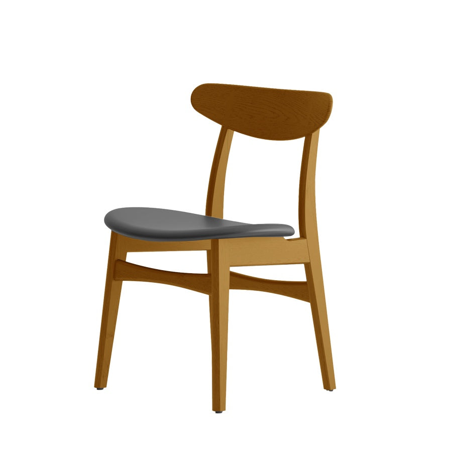 Nord dining chair in oak