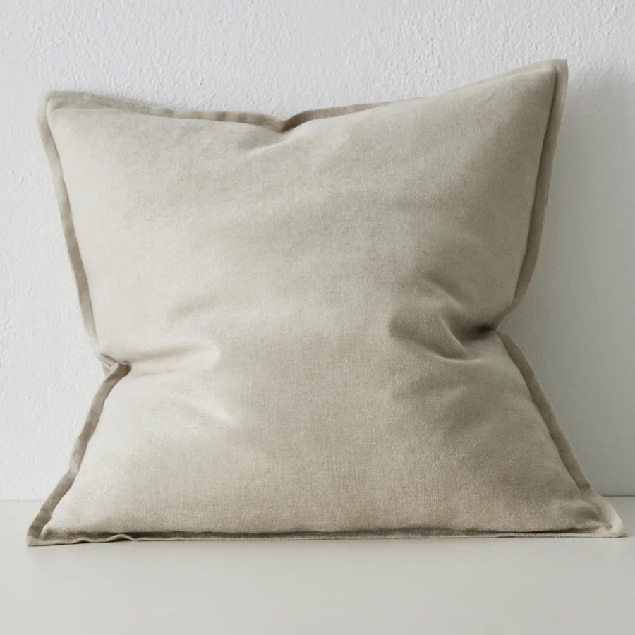 Fiore cushion pigeon