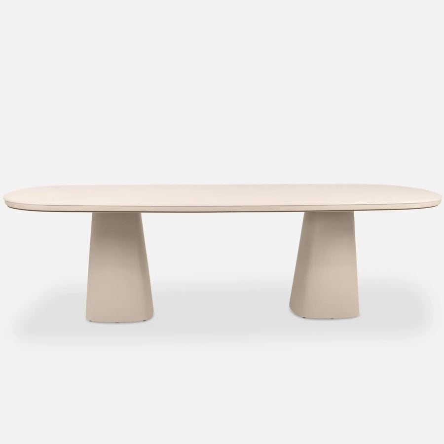 Podo outdoor dining table