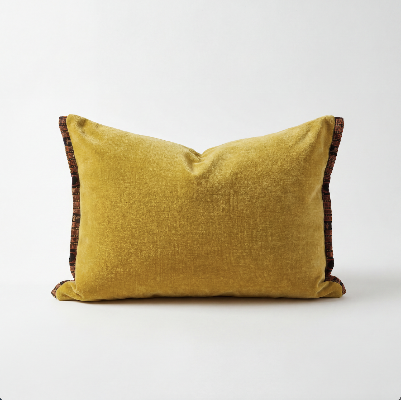 Goldie lumber cushion | patterned trim