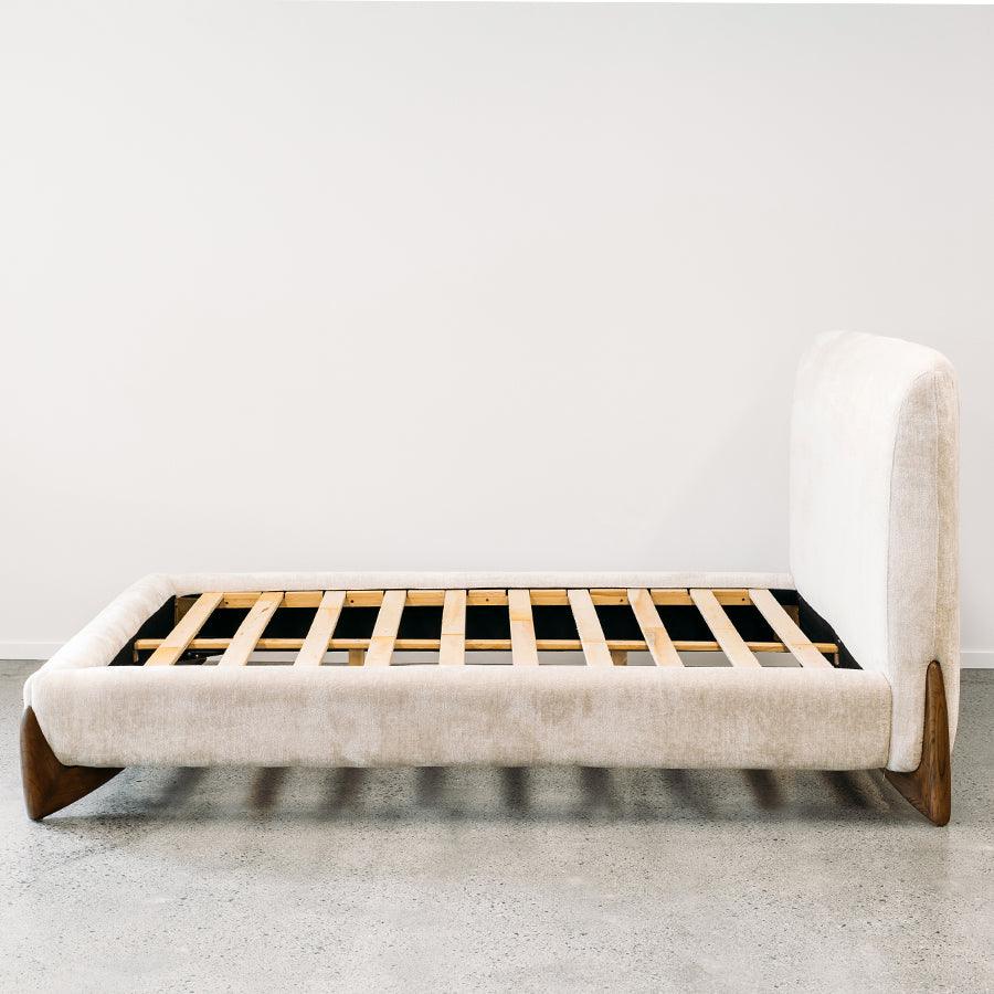 Yoko Bed - Cream