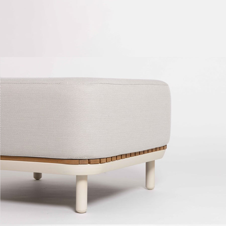 Dawn outdoor ottoman