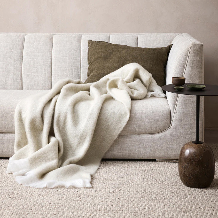 Sorrento throw in off white