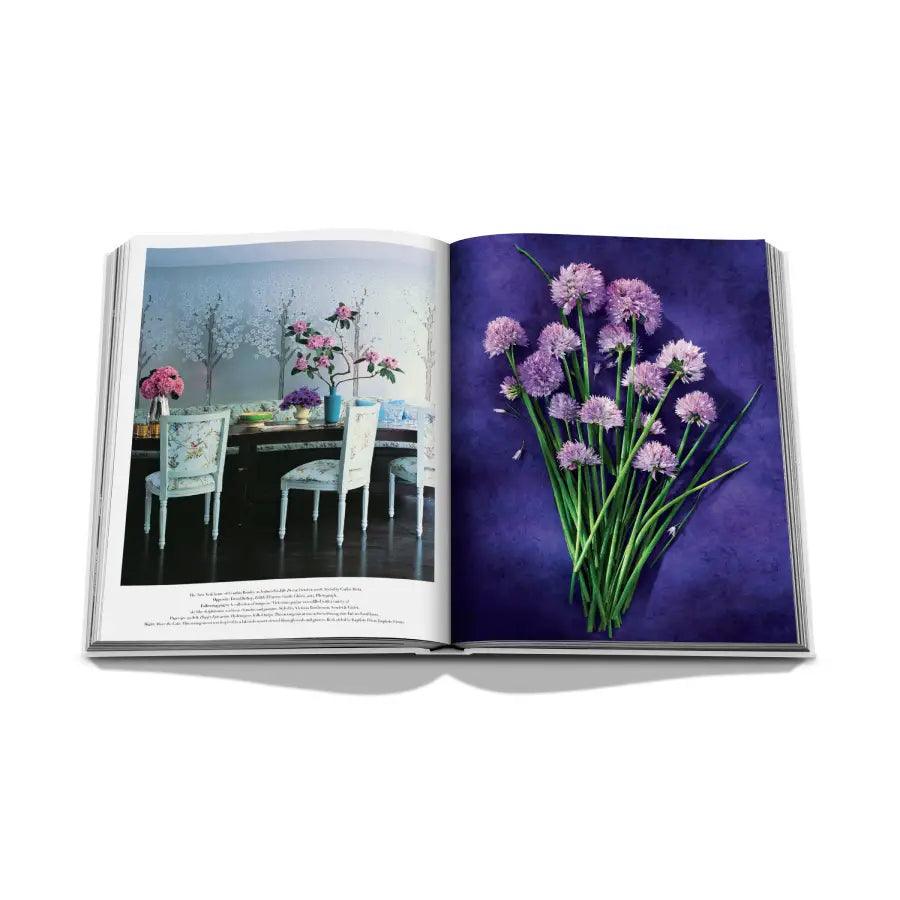 Flowers: Art &amp; Bouquets Book