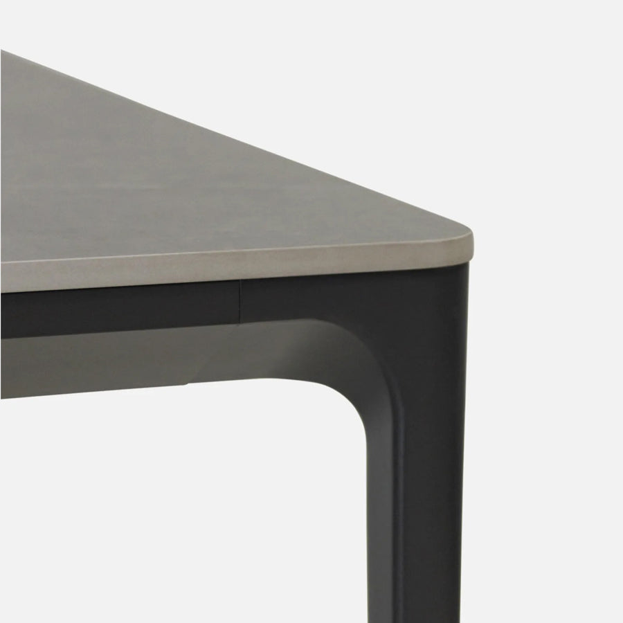Targa outdoor dining table