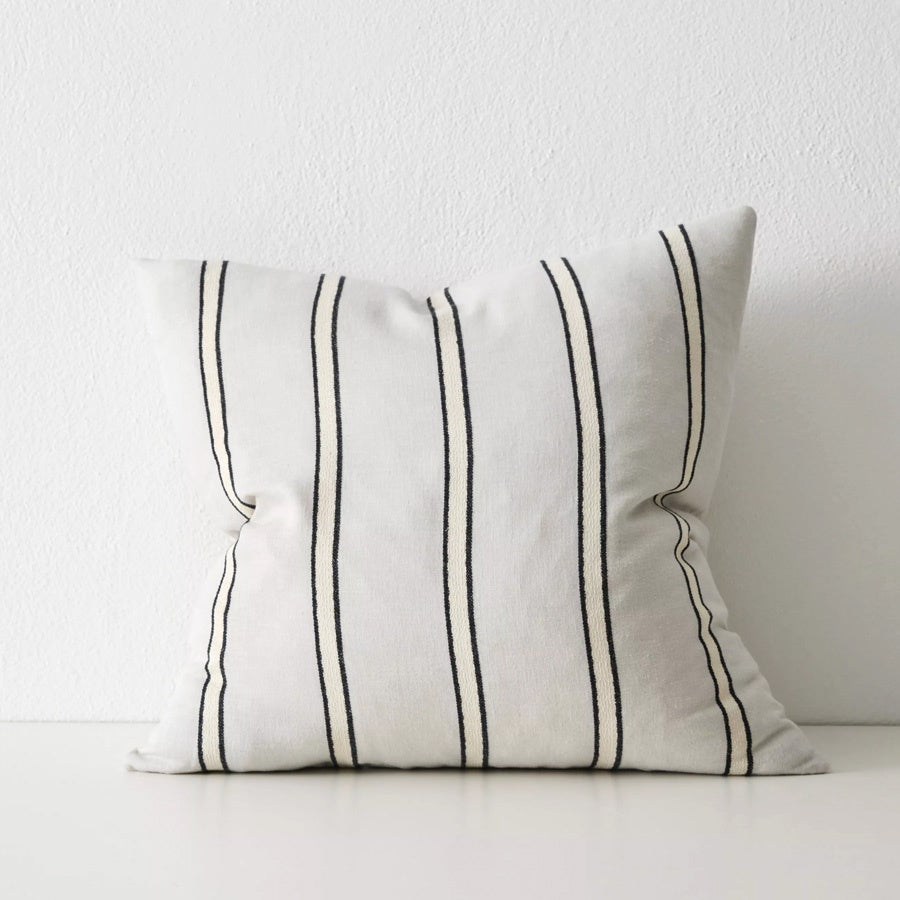 Vinnie cushion in glacier