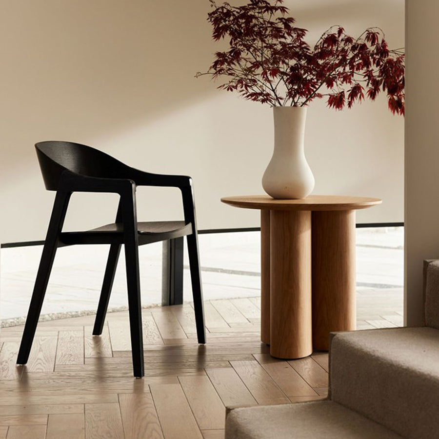 William dining chair in black