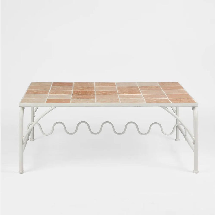 Wira outdoor coffee table