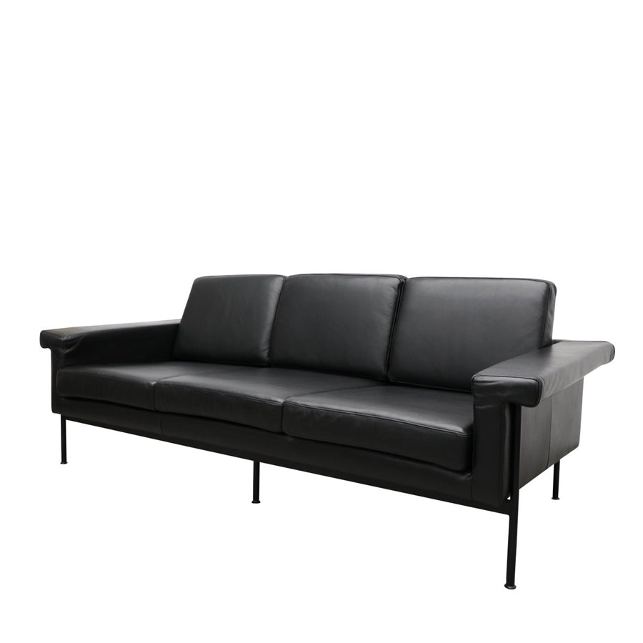 Monte Carlo leather sofa in black