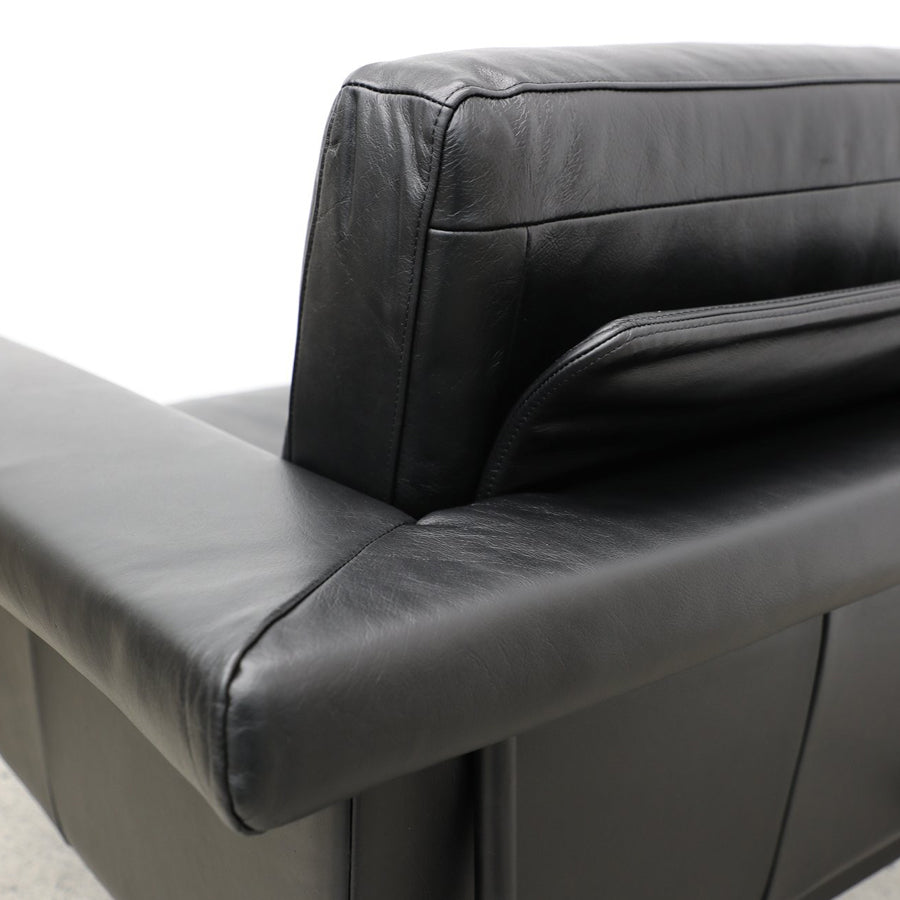 Monte Carlo leather armchair in black