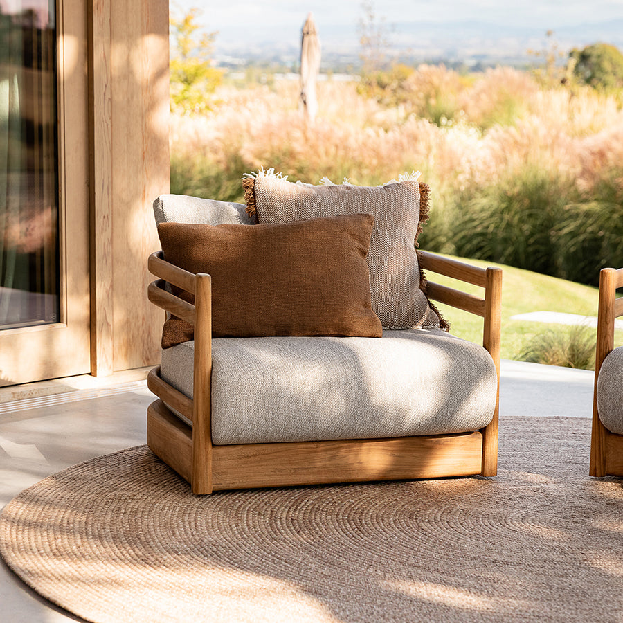 Caspian outdoor cushion