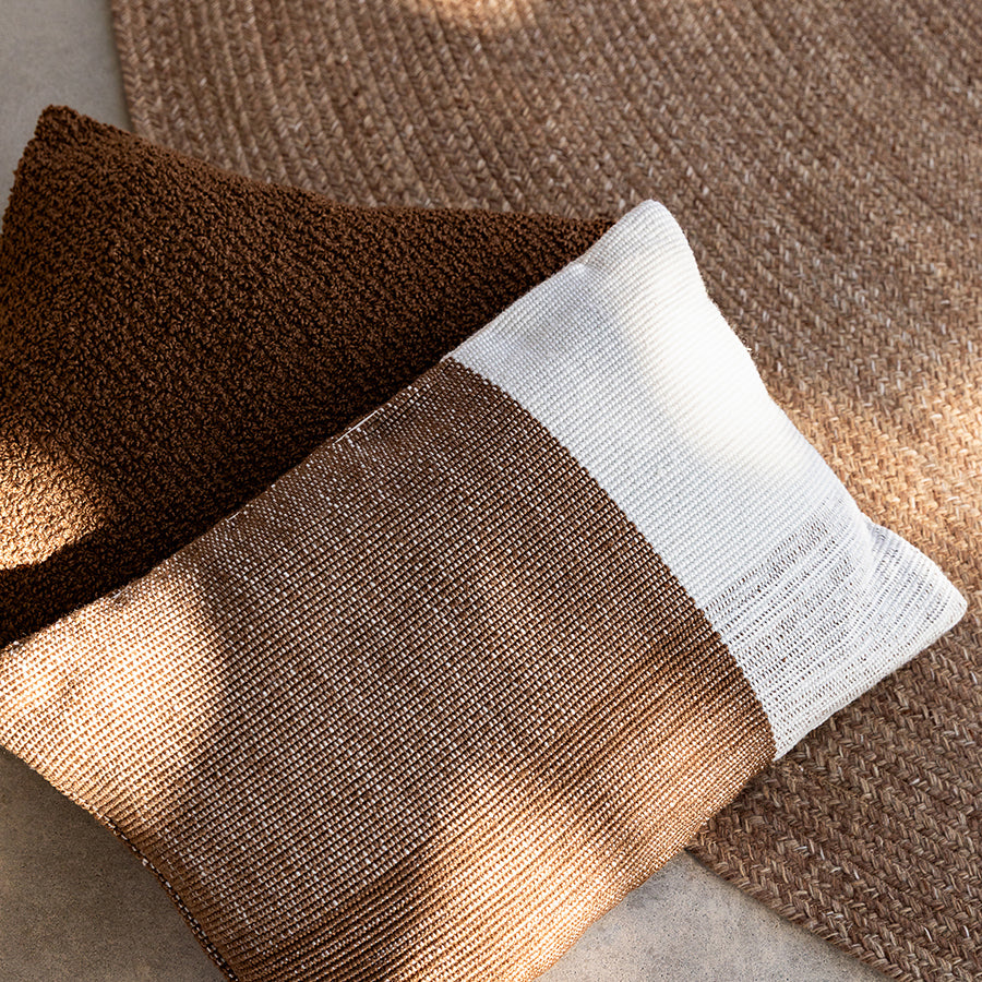 Finn outdoor cushion