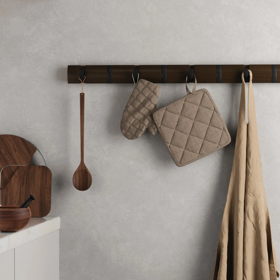 Flip 8 hook | Walnut