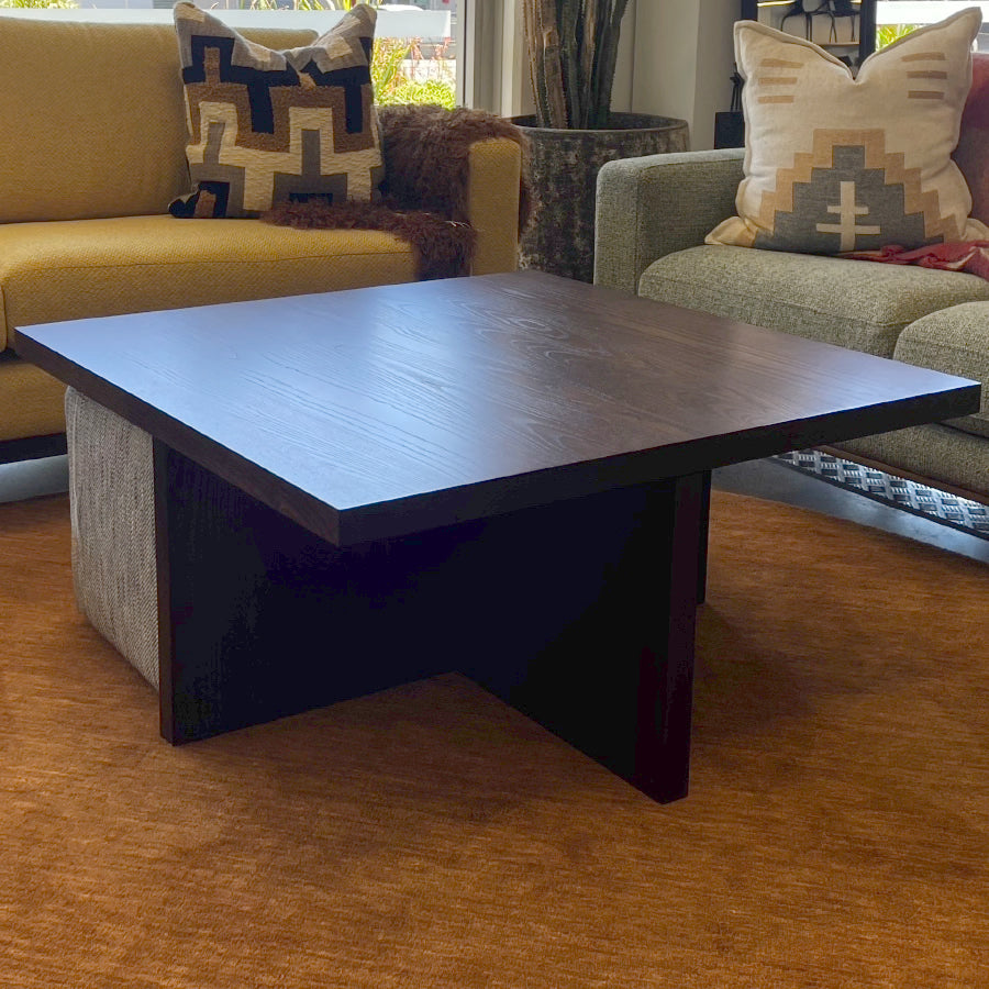 Ghost Lawerence Coffee table