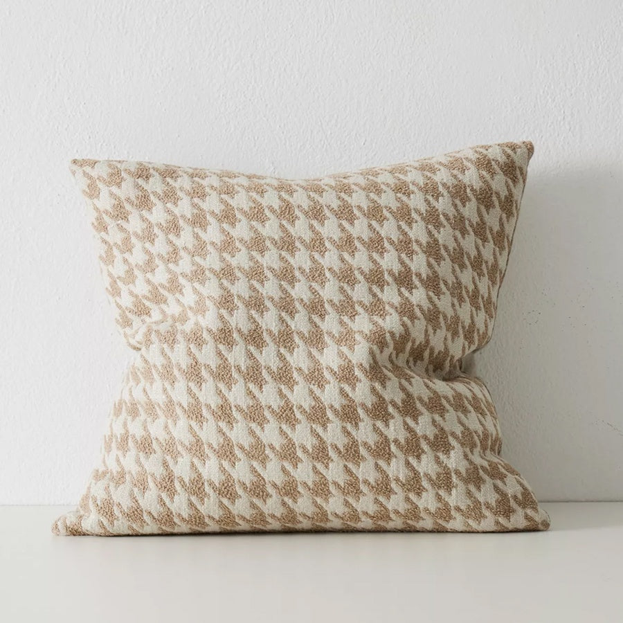 Giovanni cushion | Oatmeal